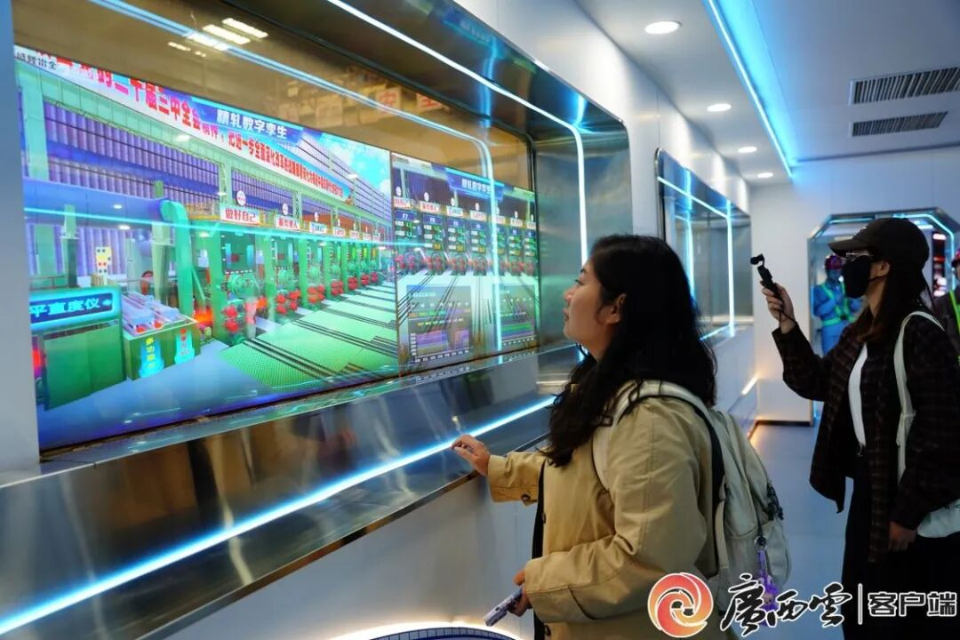 采风团走进广西J9直营集团。 (1).png